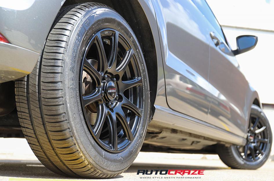 VOLKSWAGEN POLO CARBINE BLACK SUEDE